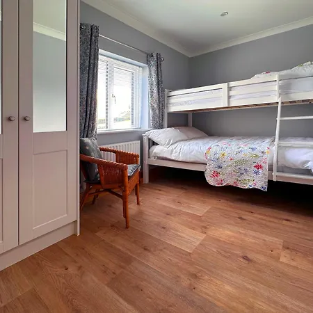 The Waters Edge Tatil Evi