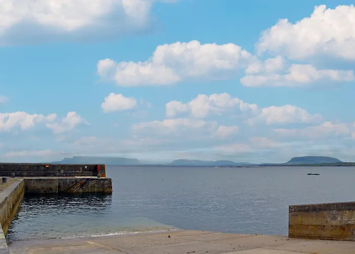 別荘 The Waters Edge *