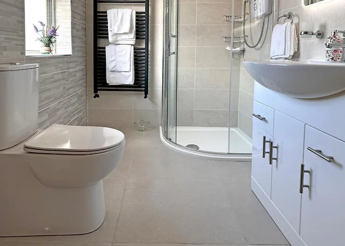 別荘 The Waters Edge